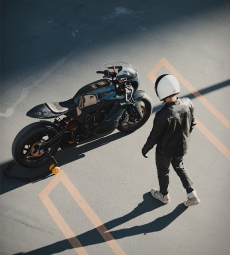 Zero Motorcycles x Deus Helmet Photoshoot, Motorbike Photography, Motorcycle Lifestyle, Diesel Store, Motorcycle Photography, Motorcycle Culture, Center Line, Bike Photography, Creative Advertising Design