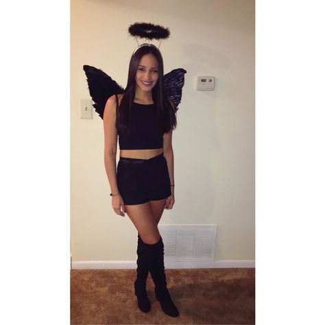 Dark angel costume DYI Dark Angel Costume Diy, Black Angel Halloween Costume, Fallen Angel Costume, Angel Costume Diy, Fairy Halloween Makeup, Black Angel Costume, Dark Angel Costume, Angel Halloween Costumes, Hot Halloween Outfits