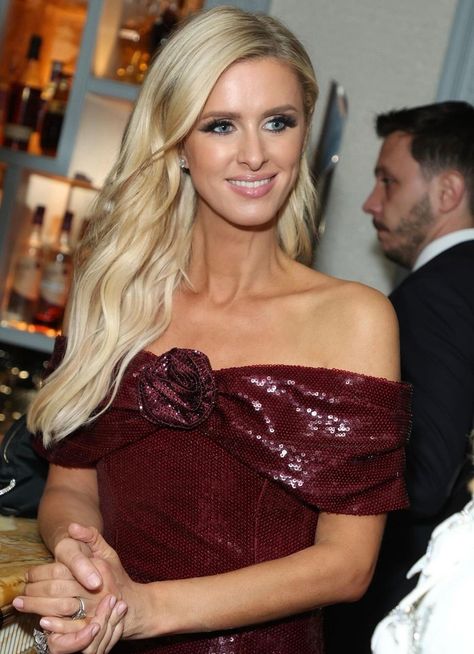 Nicky Hilton, Elegant Feminine, Red Carpet, Red, Instagram