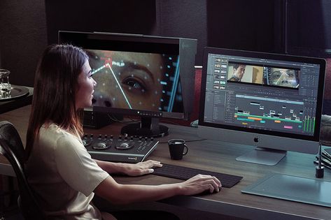 The new upgrade to DaVinci Resolve fully integrates visual effects and motion graphics, adds even more audio tools plus hundreds of new features and improvements that editors and colorists have asked for! With the recent massive update that fully integrates visual effects and motion graphics, DaVinci Resolve 15 is, says Blackmagic Design, “the world’s first... Free Video Editing Software, Editing Suite, Handheld Video Games, Montage Video, Digital Audio Workstation, Blackmagic Design, Davinci Resolve, Film Editing, Video Game Systems