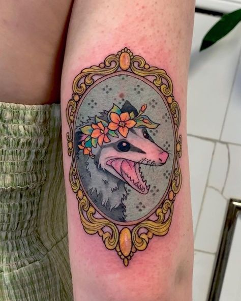 Cottagecore Friends, Possum Tattoo, Opossum Tattoo, Cats Portraits, Portraits Tattoo, Cottagecore Tattoo, Raccoon Tattoo, Prison Tattoos, Cute Cottagecore