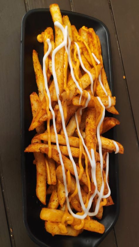 French Fries Snap, Creative Snaps, Story Food, Basic Electronic Circuits, Creative Snaps For Snapchat, Wardrobe Interior, Beatiful People, Friend Lyrics, Birthday Captions