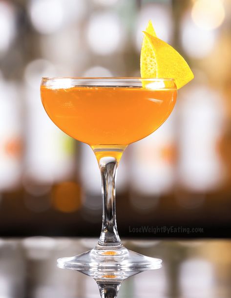 Sidecar Cocktail Recipe {Low Calorie and Easy} | Lose Weight By Eating Sidecar Drink, Between The Sheets Cocktail, Sidecar Recipe, Cocktail Recipes At Home, Cognac Cocktail, Sidecar Cocktail, Apple Whiskey, Bourbon Recipes, Low Calorie Cocktails