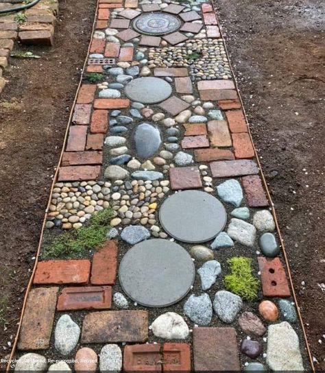 Walkways To Front Door, Natural Paths, Brick Paths, Concrete Sidewalk, Mosaic Walkway, Rock Path, Landscaping Backyard Ideas, House In The Hills, Low Maintenance Yard