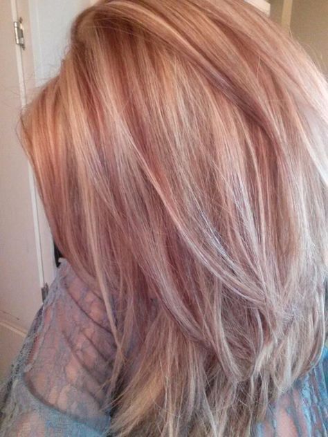 Rose Gold Hair Color Ideas, Gold Hair Color Ideas, Gold Blonde Hair, Rose Gold Hair Color, Gold Hair Color, Rose Gold Blonde, Stylish Hair Colors, Hair Color Plum, Hair Color Pictures