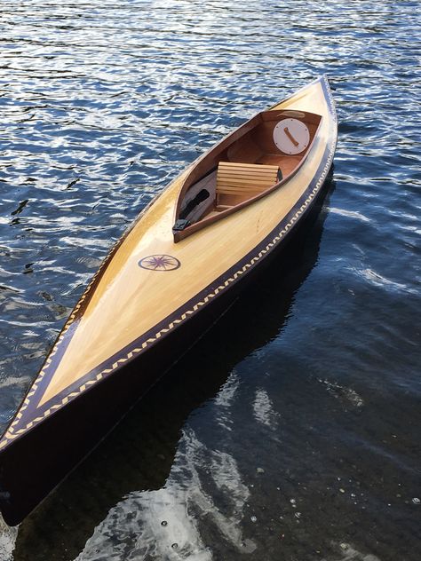 Kayak Design, Kayak Fishing Diy, Kayak For Beginners, Wood Kayak, Wooden Kayak, Cedar Strip Canoe, Angler Kayak, Canoe Building, Recreational Kayak