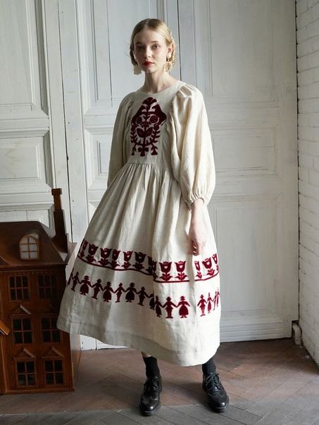 Unlogical Poem, Cape Sleeve Dress, Embroidered Cape, Oversize Dress, Sun Dress Casual, Ethno Style, Design Techniques, Cape Sleeves, Oversized Dress