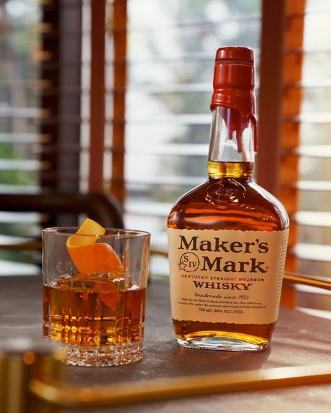 Maker's Mark (@makersmark) • Instagram photos and videos Maker's Mark, Best Of The Best, Makers Mark, Bourbon, Old Fashioned, Good Things, Instagram Photos, Photo And Video, Instagram Photo