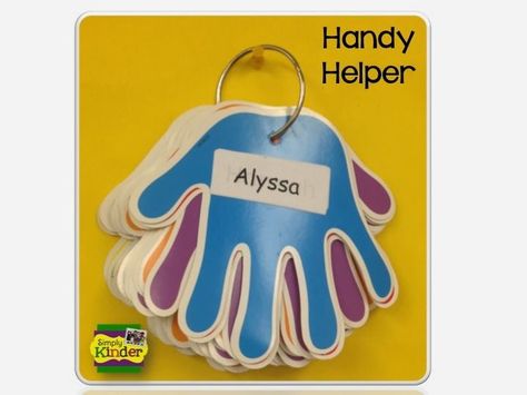 No more classroom jobs.. just have 1 handy helper who does everything.  Rotate the hand every day… white label the names on and use year after year! Year 1 Classroom, Classroom Helpers, Organization And Management, Classroom Organisation, Classroom Jobs, Classroom Behavior, Classroom Environment, Classroom Setup, Classroom Fun