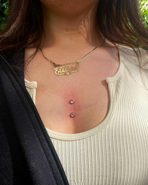 Magnificent Dermal Piercing Ideas That You Can Embellish On Your Body - Psycho Tats Hip Dermal Piercing Aesthetic, Dermal Body Piercings, Heart Dermal Piercing, Body Dermal Piercing, Dermal Neck Piercing, Unique Piercings Body Ideas, Back Surface Piercing, Double Back Dermal Piercing, Sternum Piercing Surface