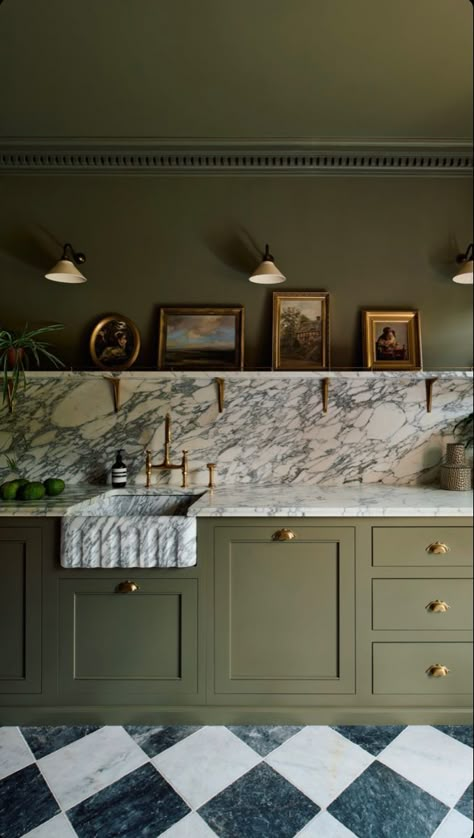 Classic English Kitchen, Devol Kitchens, Bohemian Kitchen, Green Kitchen Cabinets, English Kitchens, Green Cabinets, Classic Kitchens, Kitchen Marble, Bespoke Kitchens