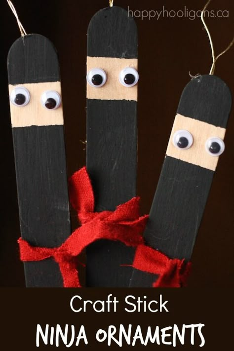 Check out these ADORABLE ninja craft stick ornaments that kids can make for the Christmas tree! They're super-easy and they're so darn cute! adorable! Ninja Craft, Ninja Crafts, Stick Ornaments, Popsicle Stick Ornaments, Plant Sticks, Happy Hooligans, Ninja Party, Girl Scout Swap, Popsicle Stick Crafts