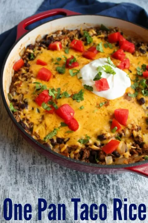 Taco Rice Skillet, Rice Skillet Meals, Hamburger Dishes, Taco Rice, Rice Skillet, Savory Foods, Skillet Dishes, Rice Dinner, Cast Iron Skillet Recipes