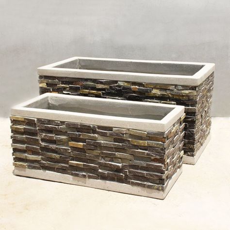 Tile Planter Outdoor, Diy Stone Planter Boxes, Faux Stone Planter Diy, Diy Stone Pots For Plants, Planter Beds, Diy Concrete Planters, Plant Covers, Concrete Diy Projects, Diy Rock Art