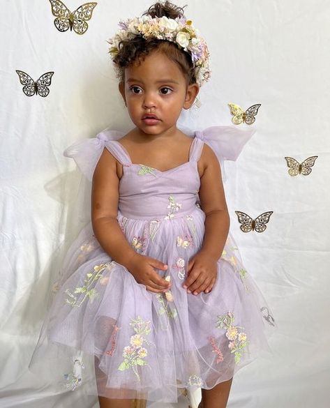 Arabella And Rose ™️ Est 2012 on Instagram: "Pixie doll Liyah wearing the incredible Enchanted Rose Lavender Dress 🕊️💜🧚🏻💫⁠ ⁠ @taylormarie.ms" Bd Dress, Pixie Doll, Kids Dress Collection, Rose Lavender, Lavender Dress, Enchanted Rose, Lavender Dresses, Modesty Fashion, Second Birthday