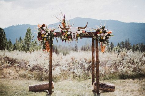 Boho Wedding Alter, Outdoor Wedding Alter, Southwestern Wedding Decor, Wedding Arbor Decorations, Desert Wedding Decor, Wedding Alter, Southwestern Wedding, Mccall Idaho, Boho Wedding Ceremony