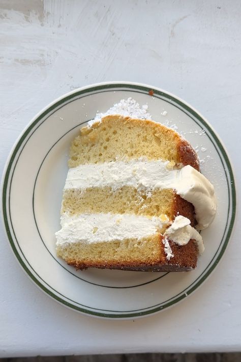 Three layers of vanilla sponge cake, a vanilla milk soak, and vanilla bean mascarpone whipped cream, this Vanilla Layer Cake is a moist and soft and full of vanilla flavor. Vanilla Layer Cake, Mascarpone Whipped Cream, Mascarpone Cake, Raspberry Rhubarb, Mascarpone Frosting, Vanilla Sponge Cake, Cream Scones, Vanilla Milk, Vanilla Sponge