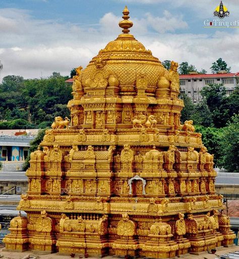 Venkateswara Swamy, Indian Temple Architecture, Temple Photography, Ancient Indian Architecture, Shree Krishna Wallpapers, Elephant Pictures, Galaxies Wallpaper, Lord Balaji, Hindu Statues