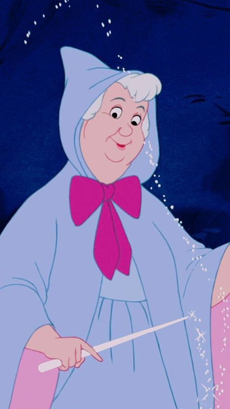 Old Disney Characters, Cinderella Wallpaper, Cinderella Fairy Godmother, Cinderella Art, Disney Parque, Disney Cookies, Doraemon Cartoon, Film Disney, Disney Favorites