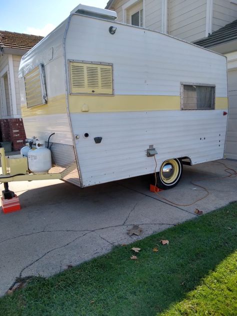 Checkered Flooring, Vintage Trailers For Sale, Shasta Compact, Shasta Trailer, Small Camping Trailer, Shasta Camper, Vintage Camper Remodel, Trailer Life, Vintage Rv