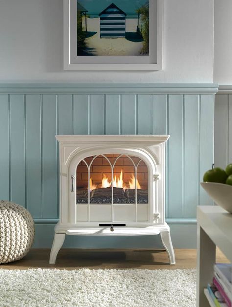 Small Gas Fireplace, Gas Stove Fireplace, Outdoor Fireplace Plans, Corner Gas Fireplace, Kitchen Elegant, Faux Fireplace, Kitchen Stove, Stove Fireplace, Electric Stove