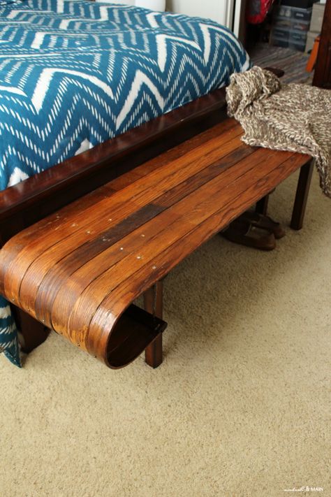 Vintage toboggan repurposed into furniture bench Vintage Skis, Diy Outdoor Decor, Refurbished Furniture, Winter Diy, Redo Furniture, Repurposed Furniture, Upcycled Furniture, Rustic Furniture, Cabin Decor