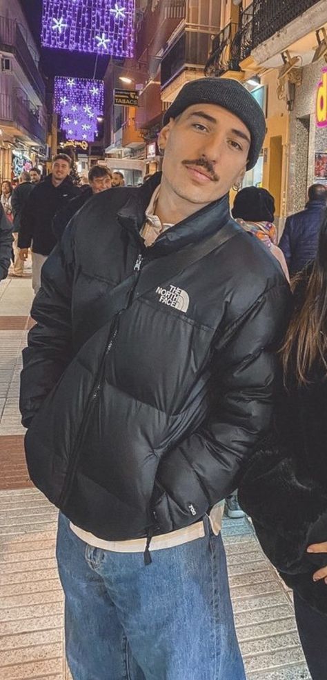 Hector Bellerin Style, Celebrity Inspired Outfits, Hector Bellerin, Street Fits, Model Pics, Football Fashion, Winter 23, Street Fashion Men Streetwear, Streetwear Aesthetic