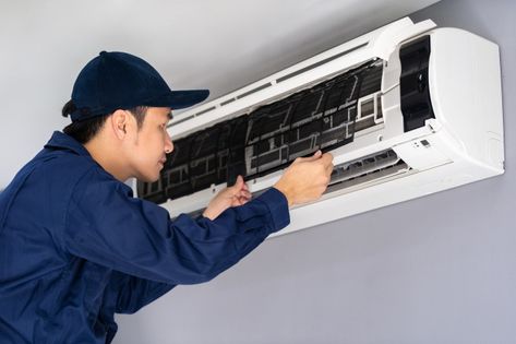 Aircon Repair, Clean Air Conditioner, Air Conditioner Repair, Ac Repair Services, Preppy Shoes, Air Conditioning Unit, Duct Cleaning, Ac Repair, Premium Photo