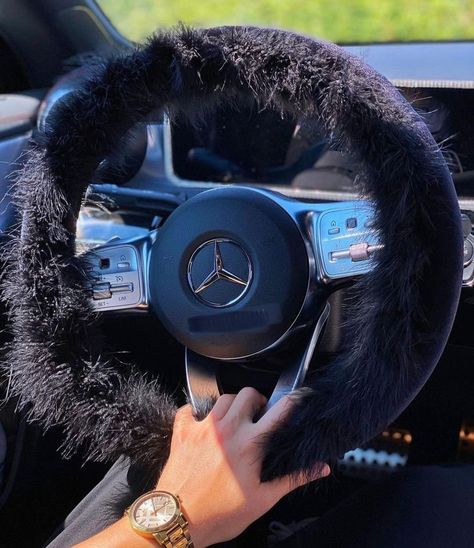 Black Fluffy Steering Wheel Cover, Dashboard Decorations Car, Christmas Ribbon Decorations, Fur Steering Wheel Cover, Fluffy Steering Wheel Cover, Fuzzy Steering Wheel Cover, Mercedes Wheels, Reindeer Figure, Aesthetic Cars