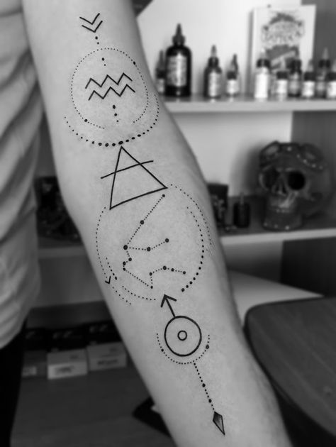 Astrology Aquarius Tattoo, Mens Aquarius Tattoos, Aquarius Tattoo Men Arm, Aquarius Geometric Tattoo, Aquarius Men Tattoo, Aquarius Back Tattoo Women, Aquarius Arm Tattoo, Aquarius Tattoo Men Zodiac, Uranus Tattoo Aquarius