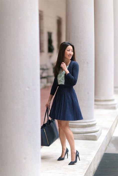 Complete with Pleats | Extra Petite | Bloglovin’ Extra Petite Blog, Fashionable Work Outfits, Spring Office Outfits, Elegant Work Outfits, Perfect Spring Outfit, Fashionable Work Outfit, Extra Petite, Spring Work Outfits, Stylish Work Outfits