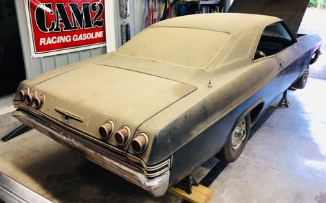 Chevrolet Impala 1965, Barn Finds Classic Cars, Project Cars For Sale, Impala For Sale, Car Hood Ornaments, Chevy Impala Ss, Classic Cars Chevy, Old Muscle Cars, Impala Ss