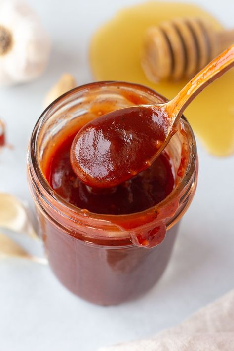 Easy Honey Garlic BBQ Sauce for Chicken, Pork, & Shrimp Honey Garlic Bbq Sauce, Bbq Sauce For Chicken, Garlic Bbq Sauce, Honey Bbq Sauce Recipe, Bbq Turkey Meatballs, Bbq Turkey, Bbq Sauce Chicken, Honey Bbq Sauce, Grilled Chicken Thighs