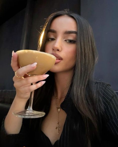 girls just wanna have fun 🍸🎱 @lilaluvie Ella Christo, Golden Brunette, Girls Just Wanna Have Fun, City Outfits, Instagram Girls, August 12, Beautiful Food, Beauty Secrets, Photo Dump