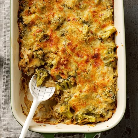 Broccoli Tuna Casserole Casserole Without Pasta, Tuna Broccoli Casserole, Tuna Broccoli, Canned Tuna Recipes, Tuna Casserole Recipes, Mushroom Casserole, Tuna Noodle Casserole, Tuna Noodle, Tuna Casserole