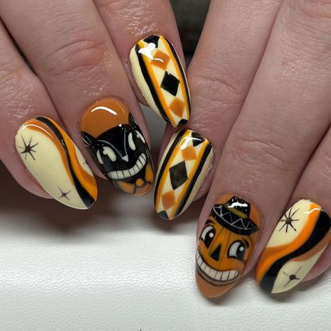 It’s a Vintage Halloween! 🐈‍⬛🎃 This set is completely hand drawn and I couldn’t be more excited about it. As always this is a structured manicure on her natural nails using Luminary’s Clarity Service: Structured Manicure & Advanced Art Recreation Set, Originally done by @gottnails Vintage Halloween Nail Art, Vintage Halloween Nails, Structured Manicure, Art Recreation, Nail Foils, Pumpkin Nails, Smashing Pumpkins, Thanksgiving Nails, Foil Nails