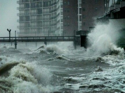 Nature Disaster, Tsunami Waves, Water Flood, Sea Storm, Chaos Theory, Natural Disaster, Beautiful Disaster, Weather Channel, The Weather Channel