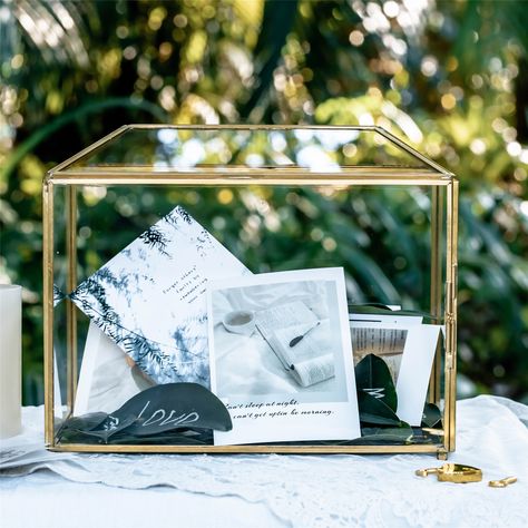 Wedding Place Card Table Flowers, Elegant Card Box Wedding, Unique Card Box Wedding, Unique Wedding Card Box Ideas, Glass Wedding Card Box, Gold Wedding Card, Wedding Card Boxes, Gold Card Box Wedding, Elegant Gold Wedding