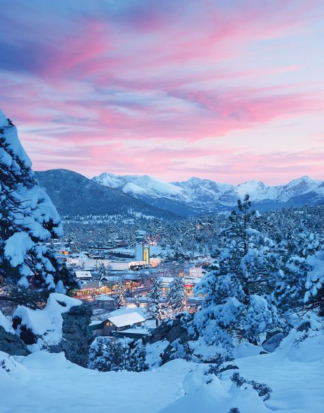 Backcountry skiing in Estes Park, Colorado | FREESKIER Colorado Estes Park, Estes Park Colorado Winter, Rocky Mountain National Park Winter, Travel To Usa, Western Things, Aerial Tramway, Utah Style, National Parks America, Lofi Aesthetic