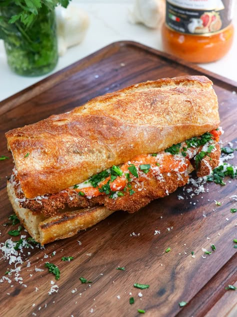 Vodka Sauce Chicken Parmesan Sandwich Giada Crispy Chicken Sandwiches, Dinner Recipes Chicken Sandwich, Chicken Parmesan Panini, Chicken Parmesan Hoagie, Quick Easy Light Dinner, Chicken Parmesan Recipe Sandwich, Fancy Chicken Sandwiches, Summer Chicken Sandwich, Chicken Patty Sandwich Recipes