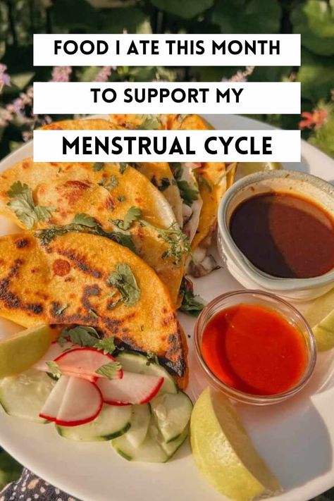 I switch up the different foods I eat throughout my menstrual cycle in an effort to support my body through the different phases of the menstrual cycle. It's one thing to tell people what to eat throughout their different menstrual phases and it's another thing to show you! Here are the things I ate in August 2023 to support my menstrual cycle. Menstral Phase Meals, Menstrual Phase Lunch, Menstrual Phase Dinner, Womb Cycle, Menstrual Phase Breakfast, Menstrual Phase Meals, Menstrual Phase Recipes, Menstrual Food, Menstrual Phase Foods