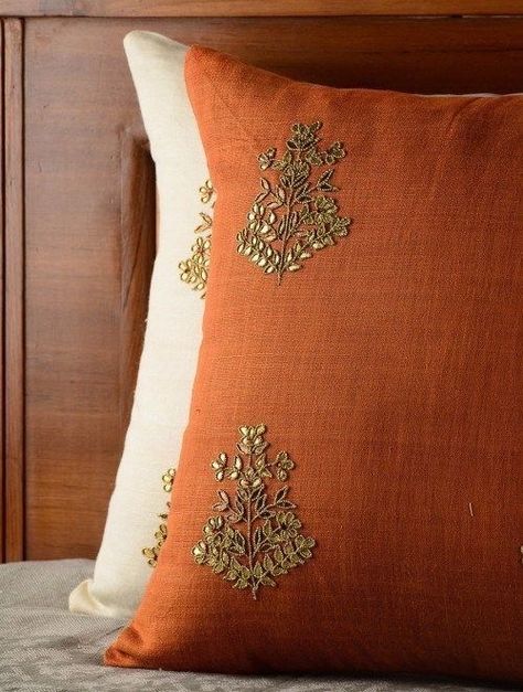 Reuse Old Clothes, Home Decor Indian, Pillows Decorative Diy, Cushion Embroidery, White Decorative Pillows, Gotta Patti, Gota Work, Cushion Cover Designs, Indian Decor