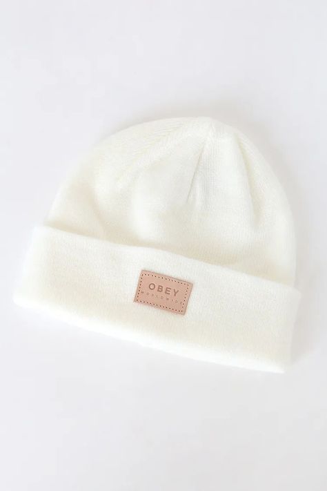 Briean Off White Beanie | Lulus (US) Bone Bordado, Beanie Outfit, White Beanie, Style Beanie, Comfort Clothes, White Beanies, Cute Beanies, Knitted Design, Baby Lips