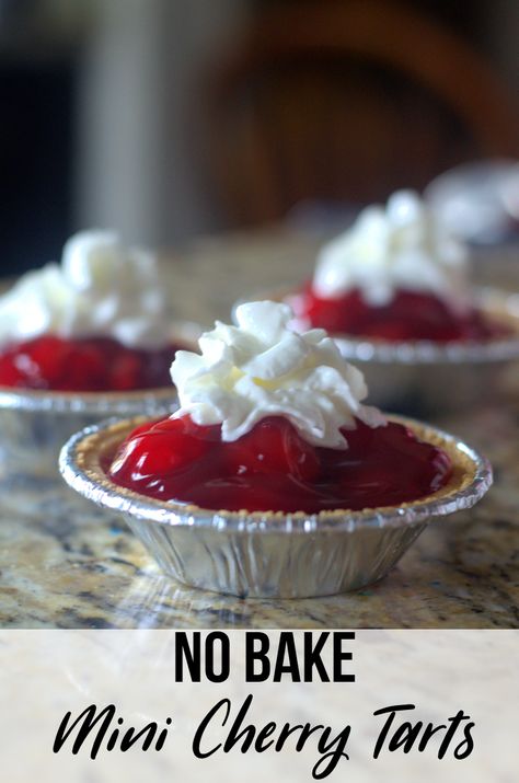 These No Bake Mini Cherry Tarts come together in less than five minutes. They include only three ingredients. Fantastic for Thanksgiving dessert. Reddi Whip, Cherry Tarts, Tart Cherries Recipes, Mini Cherry Cheesecakes, Mini Cherry Pies, Mini Pie Crust, Cherry Pies, Cherry Delight, Cheesecake Tarts