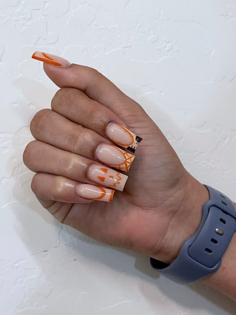 Square Halloween Nail Designs, Cute Simple Halloween Nails Short, Orange French Tip Halloween Nails, Halloween Nails Acrylic Square, Square Nails Halloween, Orange Nails French Tip, Halloween Orange Nails, Simple Orange Nails, Halloween Square Nails