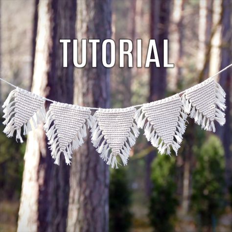 DIY MACRAME BUNTING DECORATION Macrame Garland Pattern, Macrame Banner Diy, Macrame Flag Diy, Macrame Caravan Ideas, Macrame Bunting Tutorial, Macrame Bunting, Bohemian Diy, Macrame Garland, Flag Garland