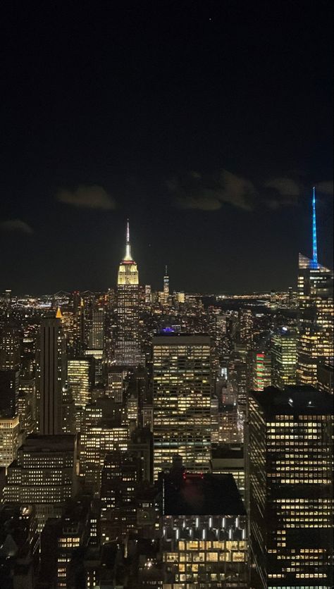 Top Of The Rock Nyc, Nyc At Night, City View Night, New York City Night, Nyc Night, New York Wallpaper, Night Skyline, Building Aesthetic, City At Night