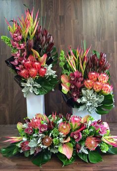 Love these. Maui Real Estate Guru Urban Flower: Australian Native Flower Arrangements For Church Event Wedding Church Decor, Tropical Floral Arrangements, Tropical Flower Arrangements, Large Flower Arrangements, Corporate Flowers, Tafel Decor, Australian Flowers, Australian Native Flowers, Church Flower Arrangements