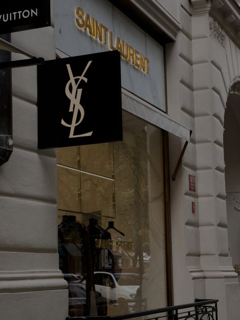 Brand Asthetic Picture, Rich Aethstetic, Money Aethstetic, Models Aethstetic, Ysl Vibes, Dark Aethstetic, Ysl Store, Channel Aesthetic, Saint Laurent Aesthetic