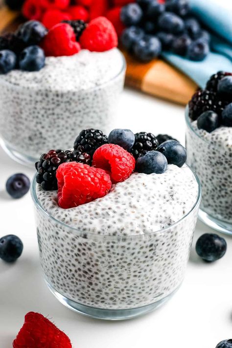 With only four ingredients this Chia Pudding is an easy snack or breakfast! It's healthy, filling and easy to make everything you want in a recipe. It has a pudding texture with amazing flavor. Top it with your favorite toppings like strawberries, blueberries, bananas, nuts, and more! Berry Yogurt Parfait, Vanilla Chia Seed Pudding, Overnight Chia Pudding, Overnight Chia, Chia Seed Recipes Pudding, Coconut Chia Pudding, Coconut Chia, Chia Seed Recipes, Dairy Free Breakfasts